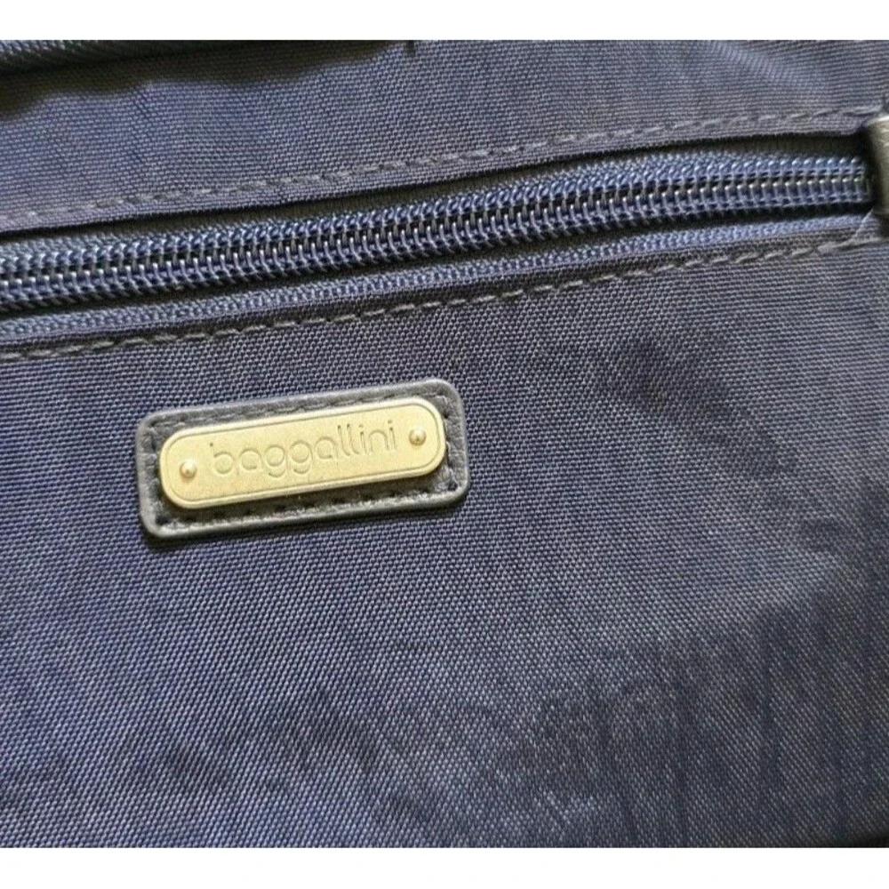 BAGGALLINI Everyday AntiTheft RFID protection nylon crossbody Dark Blue - Picture 3 of 13